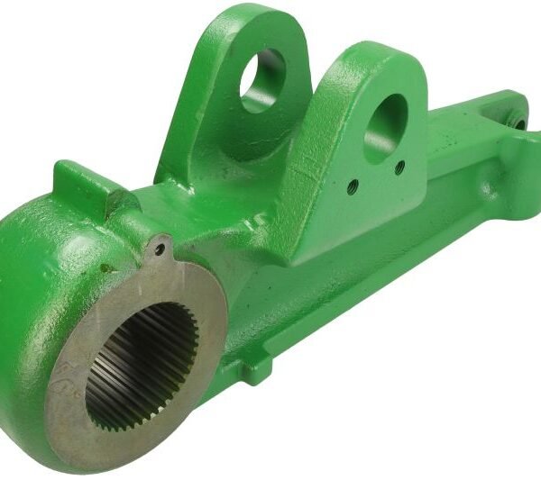 Десен повдигащ лост STR-15A324 за John Deere 8110–8410. OE R168479, тегло 30 кг, производство Полша. За 8000/8010 серии.